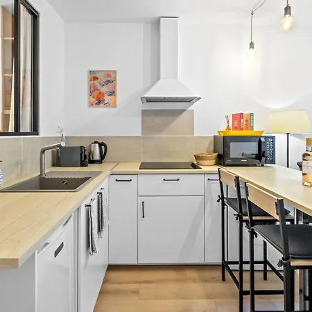 Renovated 2 With Swimming Pool 4 People Appartamento *